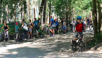 Wheldrake villagers back bid for new cycle route