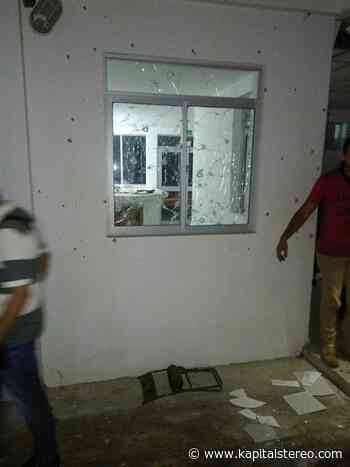 Versiones encontradas sobre explosión en estación de Policía de Saravena - kapitalstereo.com