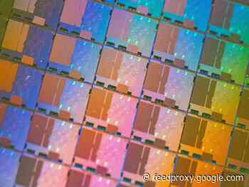How Intel will keep Moore's Law cranking for years to come     - CNET