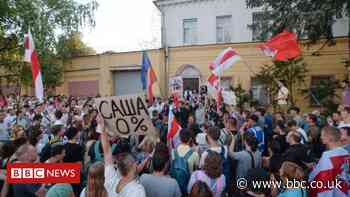 Belarus unrest: President Lukashenko accuses opposition of staging coup