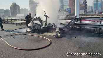 Buenos Aires: explotó un auto en la Avenida General Paz y se escuchó desde cinco barrios - AS Argentina