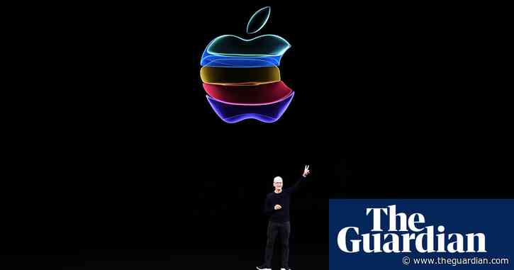 Apple becomes Wall Street's first $2tn company