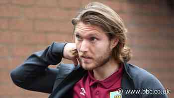 Jeff Hendrick: Newcastle set to sign former Burnley midfielder