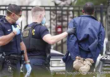 Violent crime keeps rising in Houston. Could COVID be the reason why? - Houston Chronicle