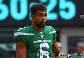 Panthers claim Kaare Vedvik off waivers