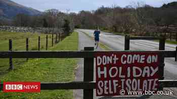Coronavirus: Wales ministers hope to avoid winter lockdown - BBC News