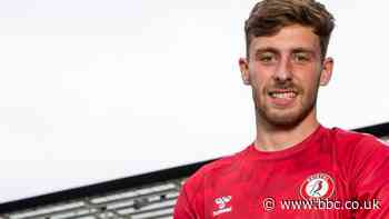 Joe Williams: Bristol City sign midfielder from Wigan Athletic