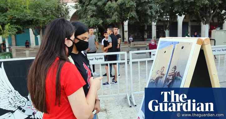 Palestinians stage surprise 'thank you' event for Banksy in Bethlehem