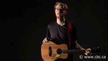Missing music? Edmonton musician organizes 'mini folk fest' to help ease pandemic blues