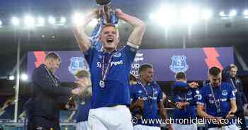 Sunderland sign Morgan Feeney after ex-Everton man impresses Phil Parkinson