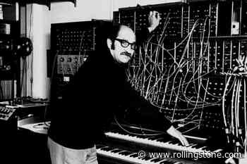 Hear Mort Garson’s Unreleased Disco Funk Song ‘Dragonfly’