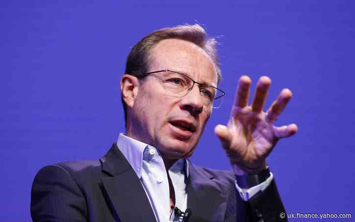 BT prepares to fend off takeover bids as shares slump