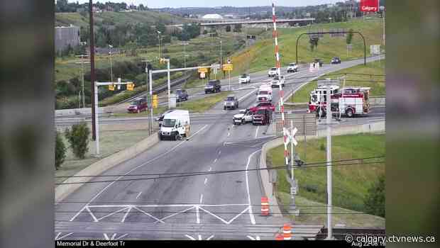 Multi-vehicle incident at Memorial and Deerfoot