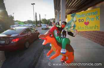 Houston-area schools lost contact with tens of thousands of students during COVID, TEA data shows - Houston Chronicle
