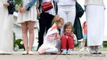 Belarus blocks more than 50 news websites amid large protests over presidential election