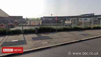 Coronavirus: Primary school postpones opening after Covid-19 case