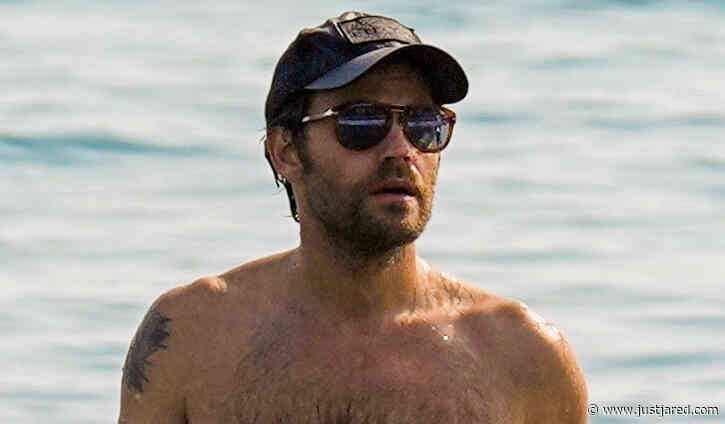 Paul Wesley Looks Hot Going Shirtless At The Beach Celebrity News Newslocker 
