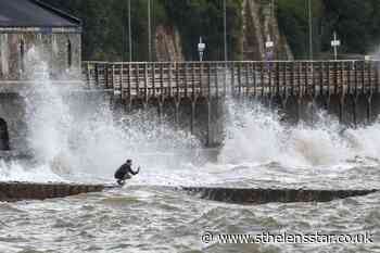 Strong winds set to ease following disruption to coastal areas - St Helens Star