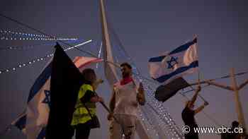 Israeli lawmakers negotiate ahead of looming budget deadline