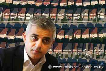 Mayor and Deputy Mayor attack last minute renters U-turn