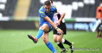 Sam Davies to make decision as he addresses future with the Dragons