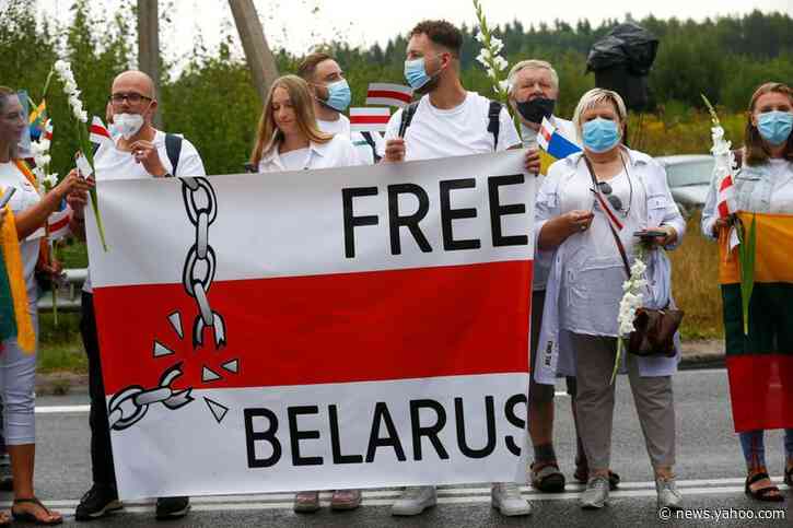 Lithuanians stand in vast chain of support for Belarus opposition