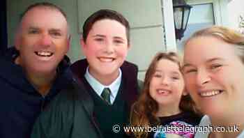 Hundreds to line streets of Donegal town for funeral of crash family