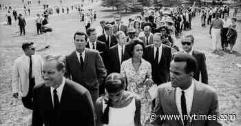 Dan Budnik, Who Photographed History, Is Dead at 87