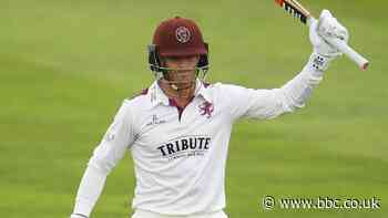 Bob Willis Trophy: Abell & Lammonby centuries for Somerset leave Glos big target