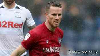 Marley Watkins: Aberdeen sign striker on loan from Bristol City