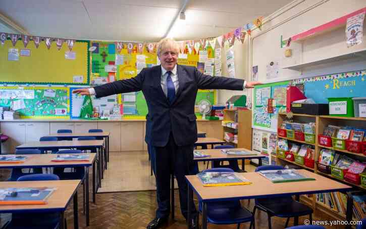 Coronavirus latest news: US announces approval of plasma treatment against virus