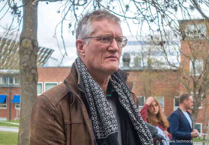 Sweden’s Senior Epidemiologist: Wearing Face Masks Is “Very Dangerous”