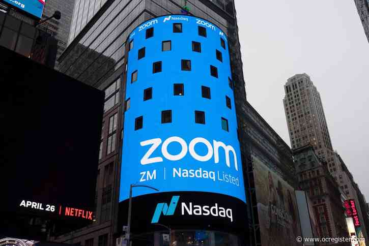 Zoom suffers outage as students start classes online