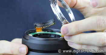 Lens teardown reveals how Canon made an affordable super-telephoto