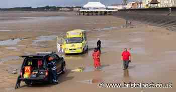Ice cream van stranded on beach - rescue crews called