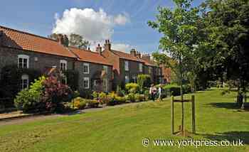 Three men seen ‘acting suspiciously’ as bike stolen in Haxby