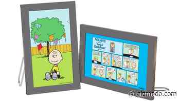 Meural's New Digital Photo Frame Might Resurrect the Comic Strip Calendar