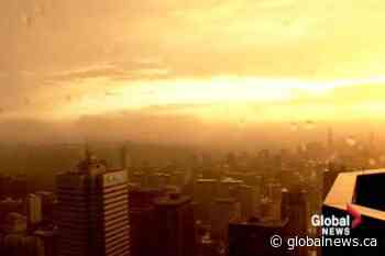 Time-lapse: Orange sky in Edmonton