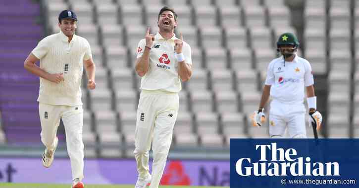 Jimmy Anderson reaches the magical 600 and Pakistan bat out for a draw