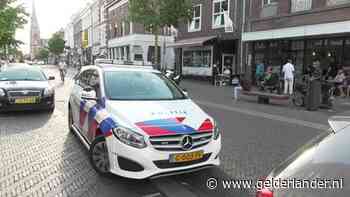 Arnhemse burgemeester Marcouch sluit café in reactie op schietpartij