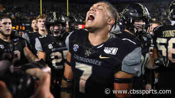 Vanderbilt star linebacker Dimitri Moore changes mind, opts back in to play in 2020