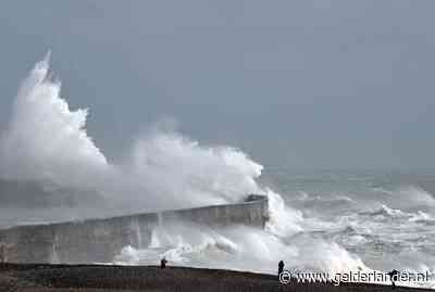 KNMI geeft code geel af voor zware windstoten, Francis is nu een officiële zomerstorm