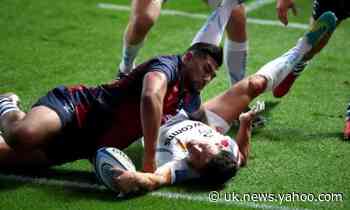 Billy Keast's late try earns leaders Exeter wild win on windy night in Bristol