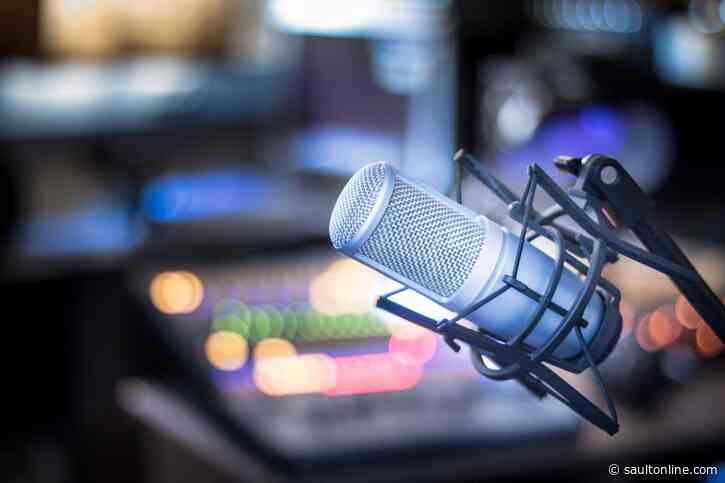 Media study says hundreds of Canadian radio stations, TV outlets risk closure
