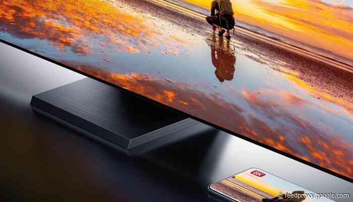 Samsung offering a free Galaxy S20 when you buy a 2020 QLED 8K TV in the UK