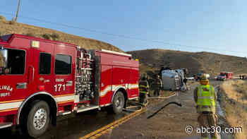 Highway 198 near Coalinga closed after semi-truck hauling grapes overturns