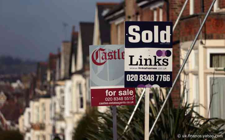 Banks told to end mortgage holidays