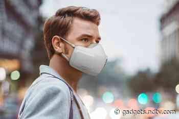 LG Unveils Smart Face Mask With Dual Fans and Respiratory Sensor