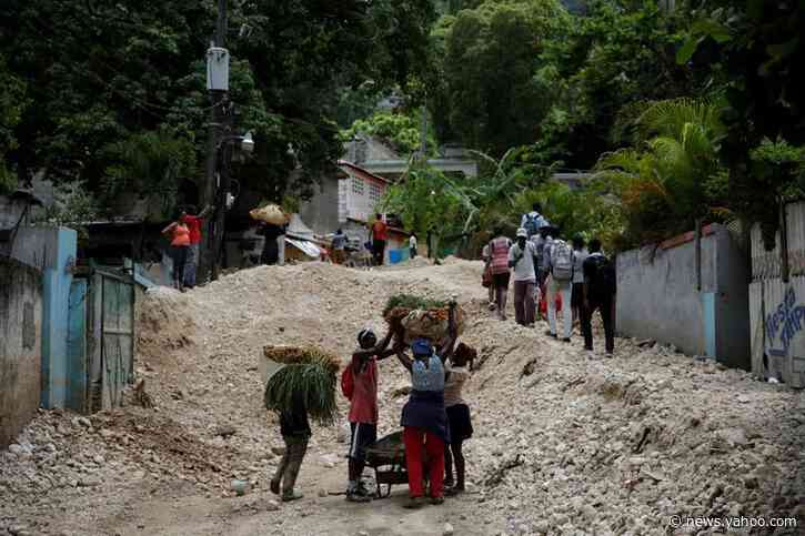 Cash-strapped Caribbean recovers from deadly Storm Laura