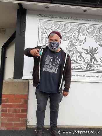 Comedian Stewart Lee gives gift to Mother Shipton's Cave